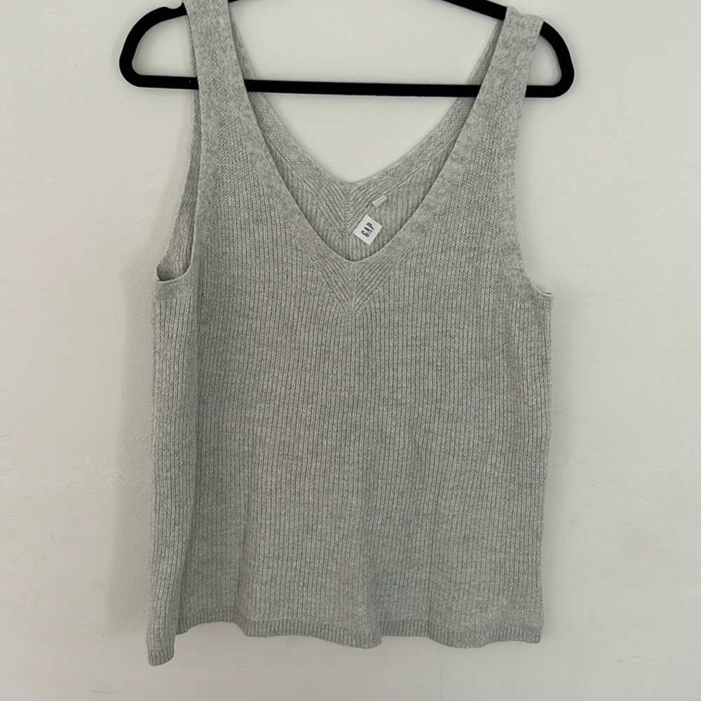 Gap Sleeveless Sweater Tank Top Size Large (tall)